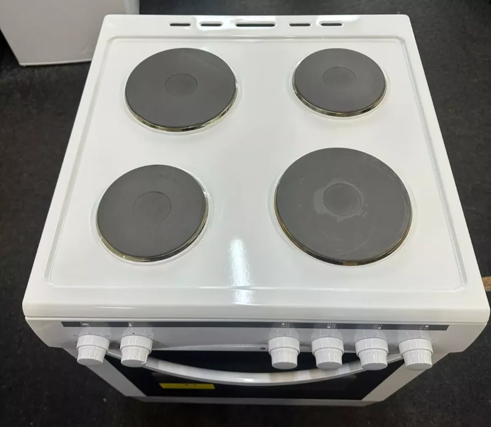 Essentials 60cm Electric Cooker With Electric Solid Plates In White CFSE60W18 - Image 2