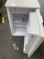 Smeg Fridge FS08FW White Freestanding Under Counter - Image 7