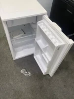 Smeg Fridge FS08FW White Freestanding Under Counter - Image 6