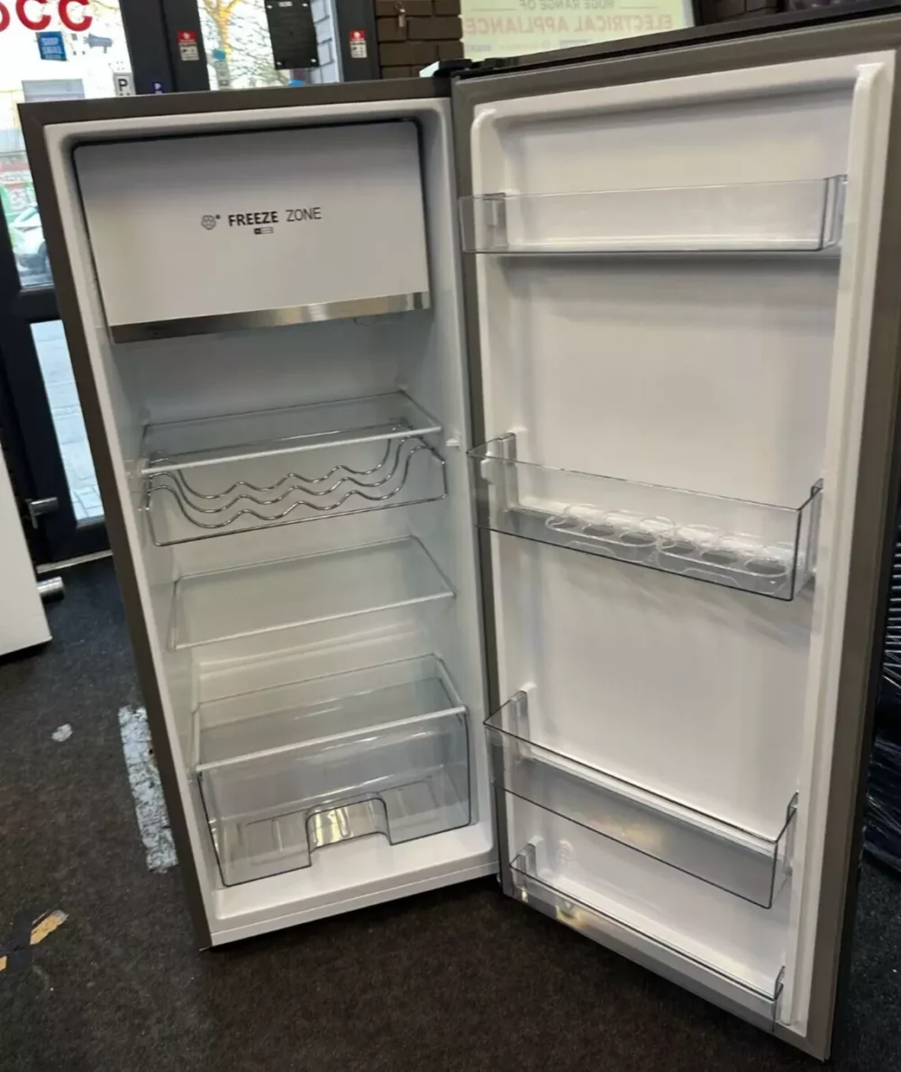 Hisense 165 L Retro Design Larder Fridge With Ice Box In Silver - RR220D4BDE - Image 9
