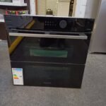 SAMSUNG Series 5 Dual Cook Flex NV7B5750T/AK U4 Electric Pyrolytic Smart Oven - Black