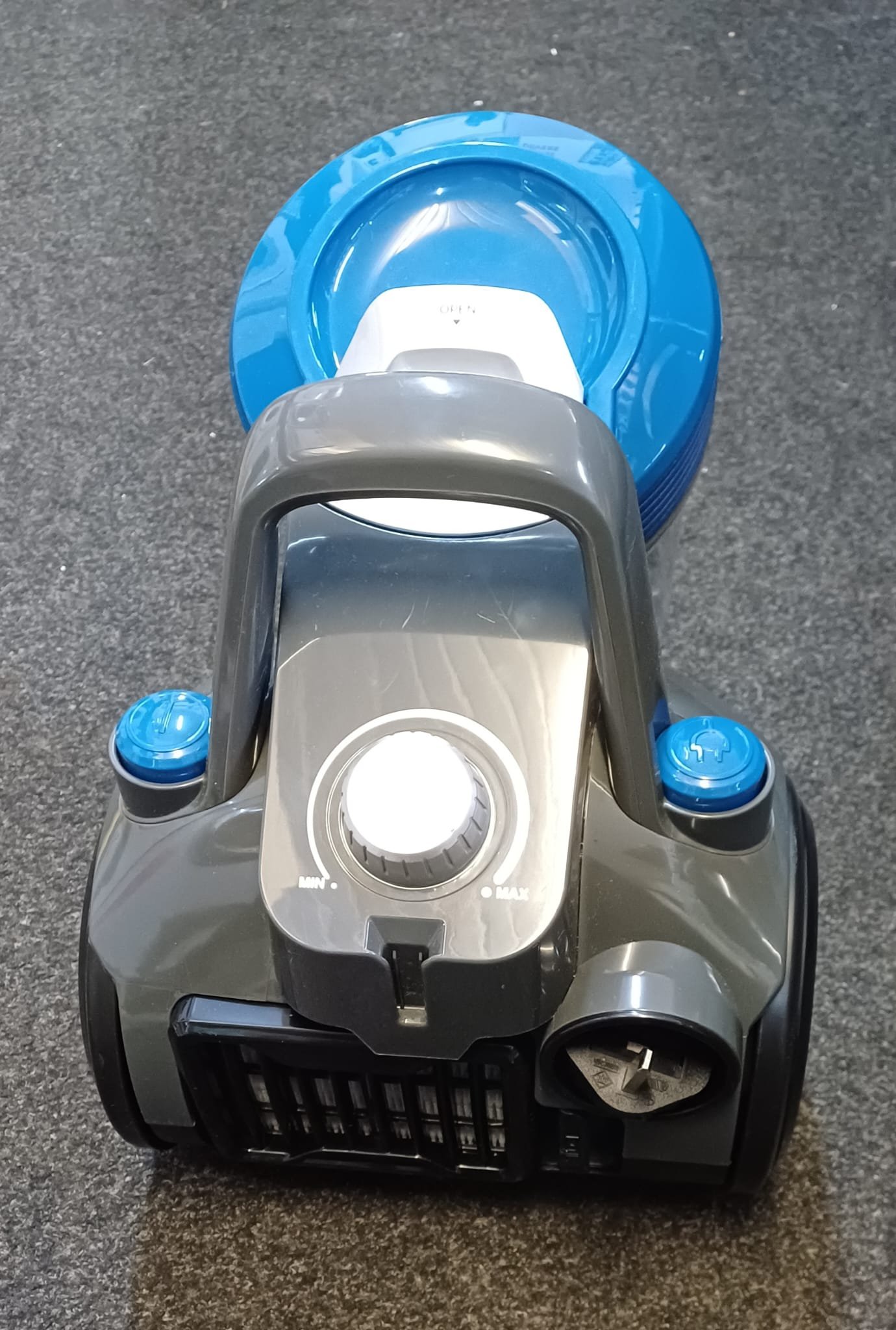 WhatsApp Image 2025-11-24 at 8.54.14 AM Amazon Basics Compact Bagless Vacuum with HEPA Filter for Hard Floors & Carpet - Image 1