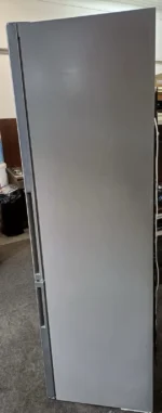 Bosch 70cm Wide frost free Fridge Freezer In Inox silver KGE49AICAG RRP £899.99 - Image 6