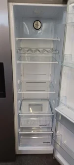 Beko 571L Stainless Steel American Side-by-Side Fridge Freezer - Image 12