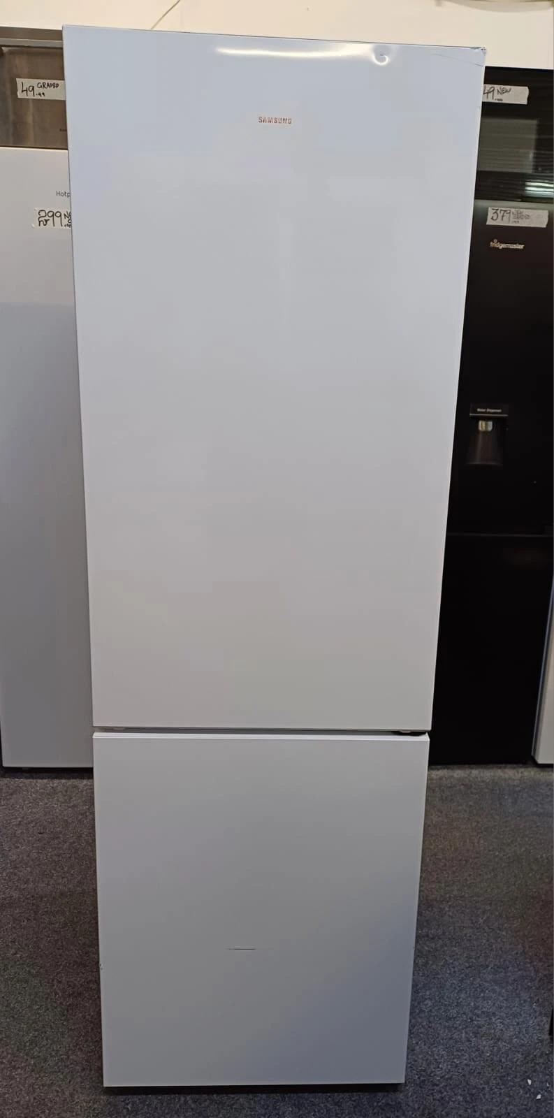 s-l1600 - 2025-12-01T153903.827 Samsung SpaceMax RB33B610EWW/EU 70/30 Smart Fridge Freezer – White - Image 1