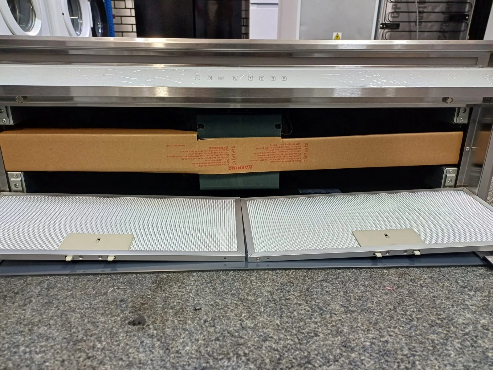 s-l1600 (94) CDA 90cm Viceroy Canopy Range Hood with Glass Panel WRCAN90RF - Image 1