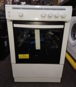 ESSENTIALS CFSG60W18 60 cm Gas Cooker – White - Image 2