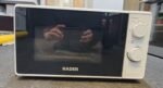 Haden 20L 800W White Microwave - Image 3