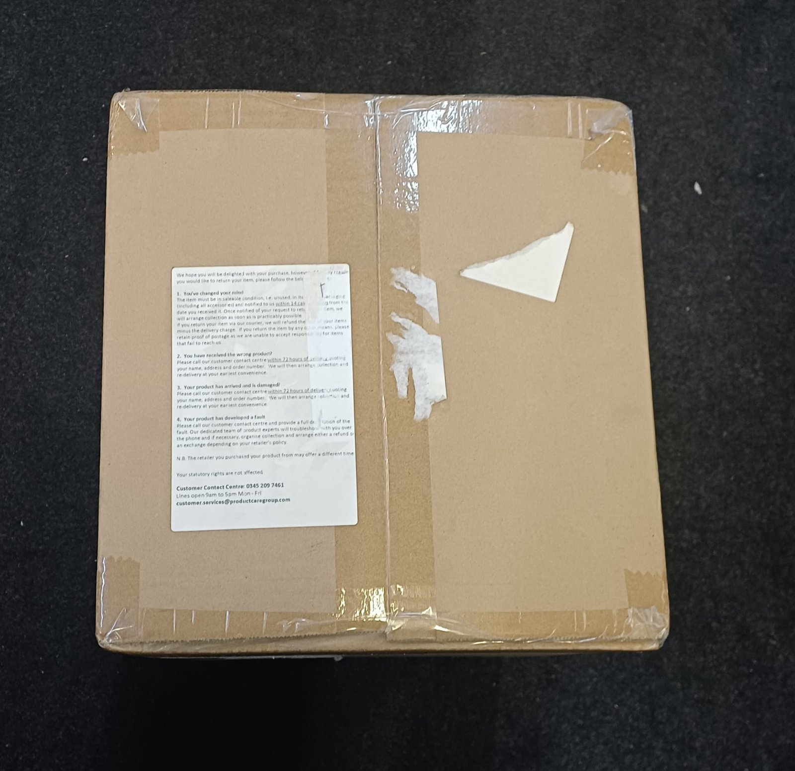 WhatsApp Image 2026-01-20 at 12.50.47 AM (2) Zanussi ZPPTH1 2kW Outdoor Parasol Patio Heater, Black, Foldable Arms - Image 1