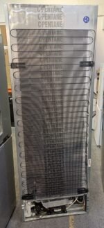 Whirlpool WHSP70T122UK Built-In Fridge Freezer - Image 9