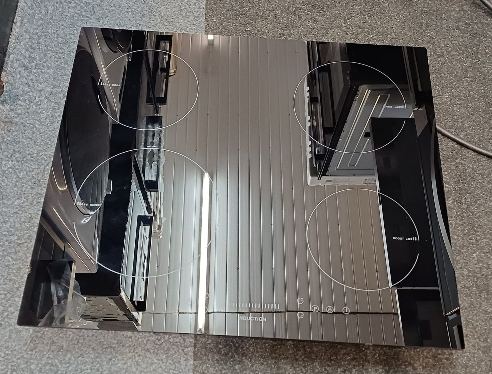 WhatsApp Image 2026-02-03 at 11.54.23 PM (1) Teknix 60cm Black 4 Zone Induction Hob 13 amp plug in SCIH6PISL - Image 1