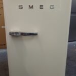 Smeg FAB10RCR5 55cm Fridge with Icebox – Right Hand Hinge