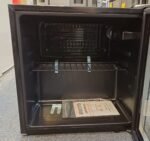 electriQ eiQWC20BLK Under-Counter Drinks & Wine Cooler - Image 4