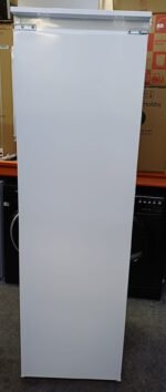Hotpoint HTSD18A011A1 Built In Larder Fridge 318 Litres White