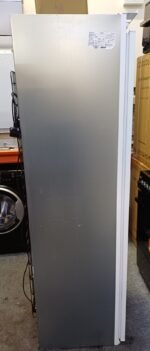 Hotpoint HTSD18A011A1 Built In Larder Fridge 318 Litres White - Image 4