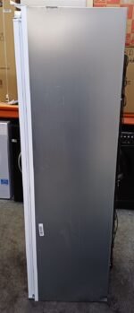 Hotpoint HTSD18A011A1 Built In Larder Fridge 318 Litres White - Image 8