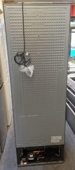 Samsung RB33B610ESA Frost-Free Refrigerator-Freezer - Image 7