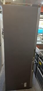 Samsung RB33B610ESA Frost-Free Refrigerator-Freezer - Image 9
