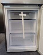Samsung RB38C602ESA Freestanding Fridge Freezer - Image 10