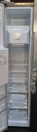 Hotpoint HPG2 6573W XP4UK American-Style Fridge Freezer Silver - Image 4