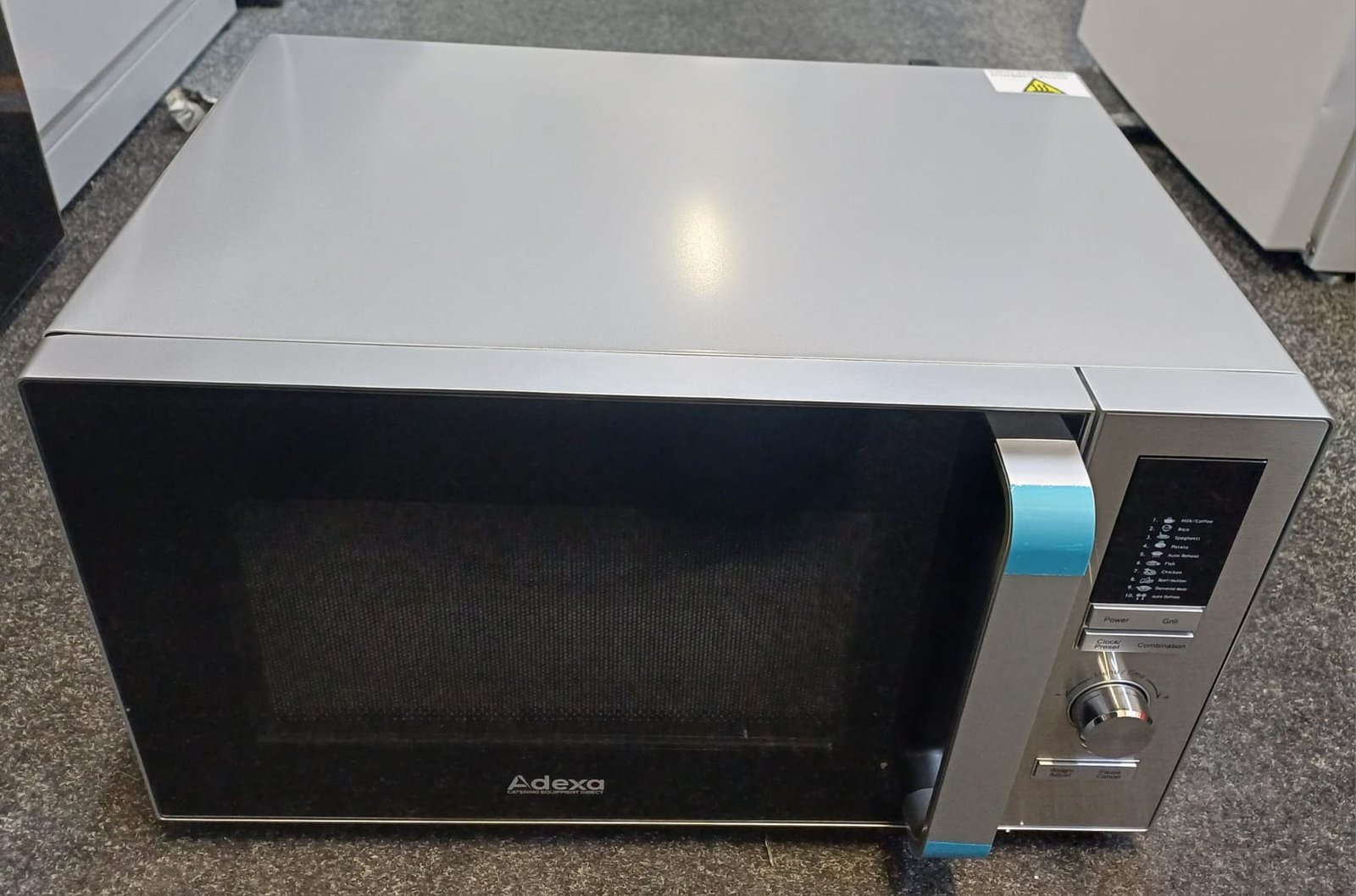 WhatsApp Image 2026-05-18 at 9.38.33 PM (2) Adexa 25L Commercial Microwave Oven with Grill 1400W D90D25EL - Image 1